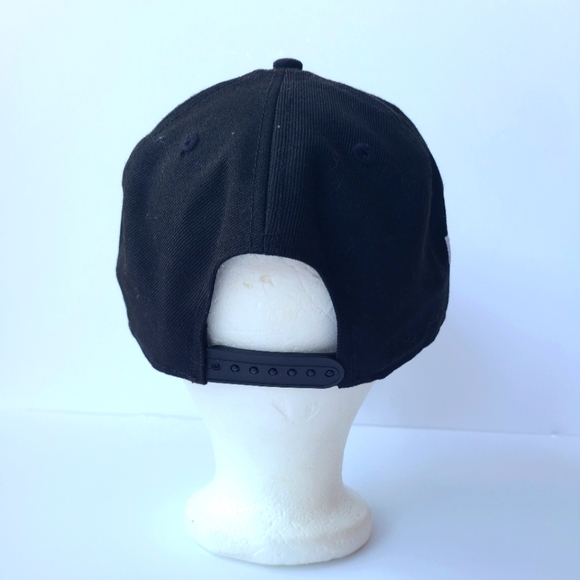 RALLY 9FIFTY NEW ERA Snapback Cap Baseball Black and White Adjustable Hat - Picture 3 of 8